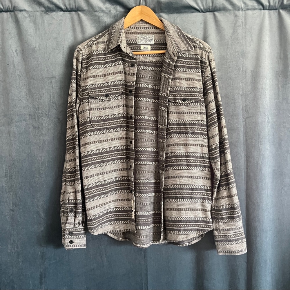 Lucky Brand Gray Striped Geometric Patterned Flannel Button Up Shirt EUC